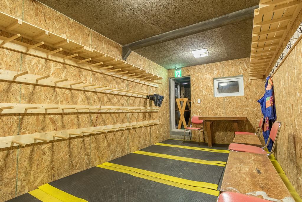 Freeride Backpackers Lodge Niseko Dış mekan fotoğraf